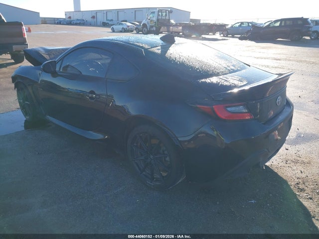 2022 TOYOTA GR86 JF1ZNBE11N9753602 Photo 2