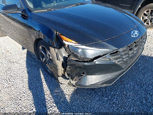 KMHLP4AG3PU377397 Hyundai Elantra Limited