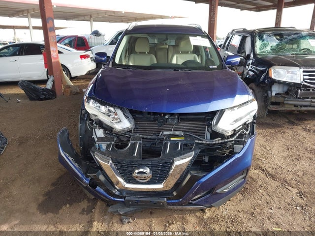 JN8AT2MT4HW146426 Nissan ROGUE SV
