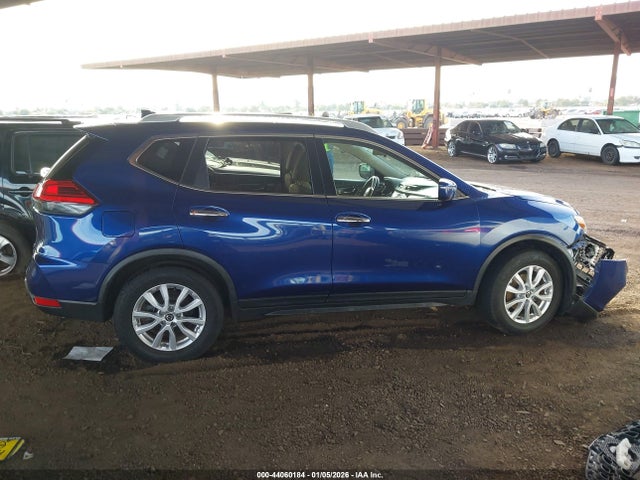 JN8AT2MT4HW146426 Nissan ROGUE SV