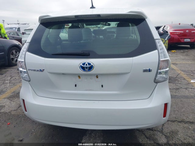 JTDZN3EU7E3356814 Toyota Prius V Five