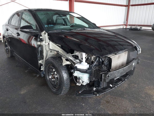 3KPF54AD6NE433079 KIA Forte Gt-line