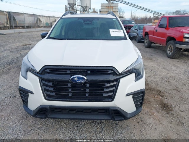 4S4WMAHD2R3433550 Subaru Ascent Onyx Edition 7-passenger