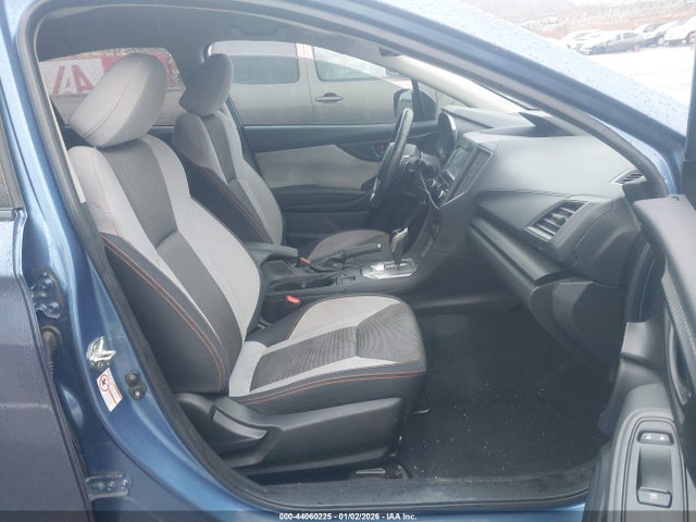 JF2GTAECXKH279512 Subaru Crosstrek 2.0i Premium