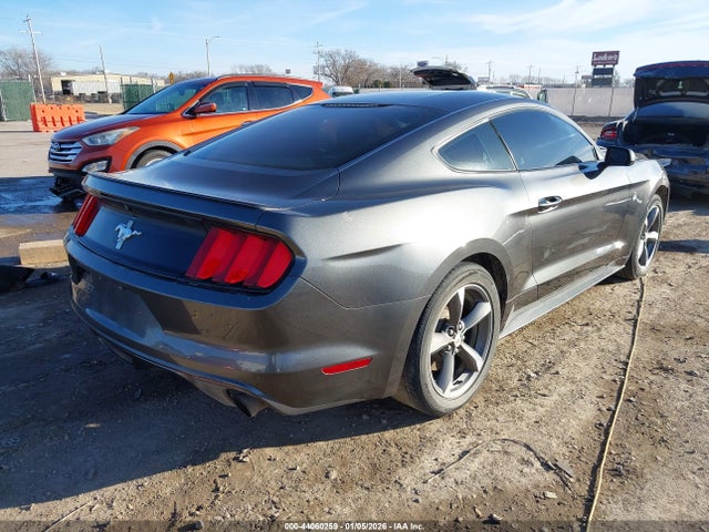 1FA6P8AM0F5355483 Ford Mustang V6