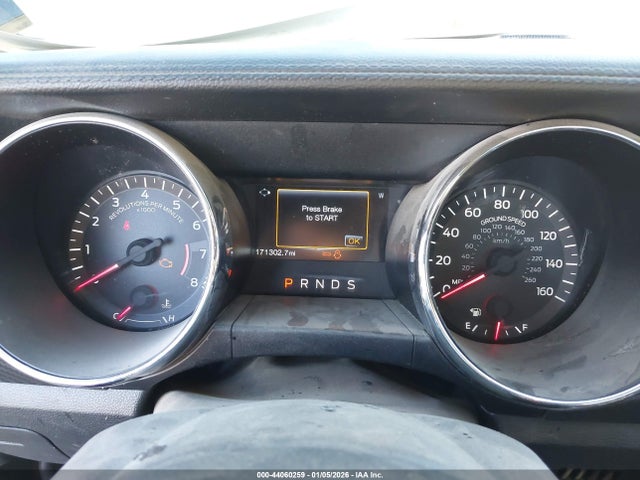 1FA6P8AM0F5355483 Ford Mustang V6