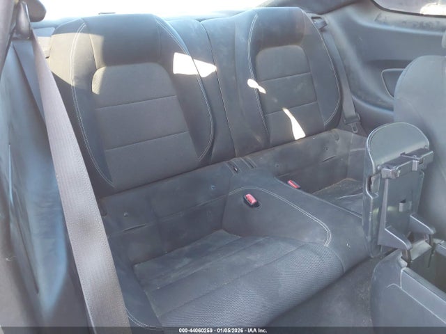 1FA6P8AM0F5355483 Ford Mustang V6