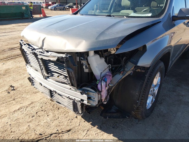 1GNEVGKW8KJ108033 Chevrolet Traverse 1lt