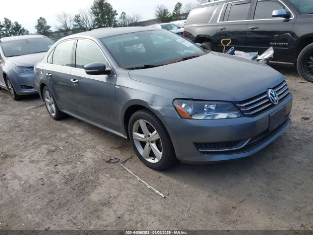 2014 VOLKSWAGEN PASSAT 1VWAT7A37EC045145