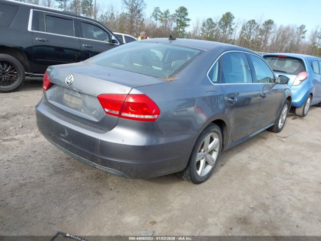 2014 VOLKSWAGEN PASSAT 1VWAT7A37EC045145 Photo 3