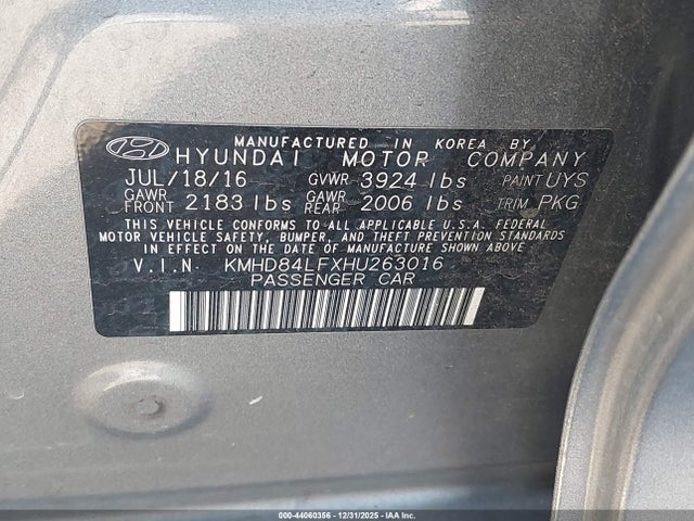 KMHD84LFXHU263016 Hyundai ELANTRA SE