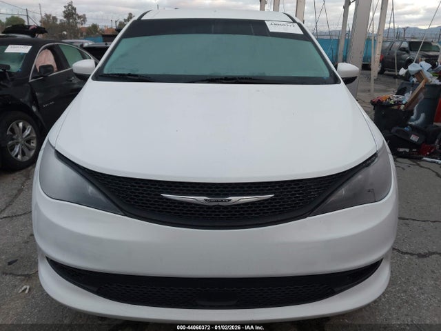 Chrysler Voyager Lx 2022 2C4RC1CG4NR218744 Image 12