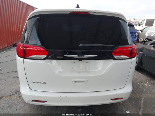 Chrysler Voyager Lx 2022 2C4RC1CG4NR218744 Image 16