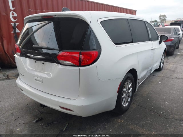Chrysler Voyager Lx 2022 2C4RC1CG4NR218744 Image 4