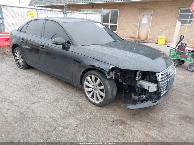 2017 AUDI A4 WAUANAF46HN002398
