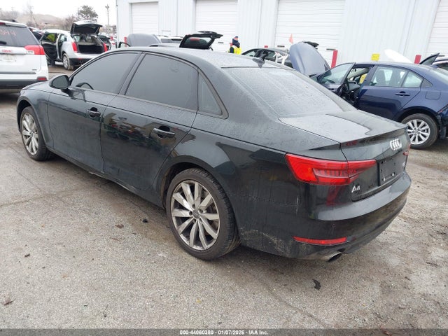 2017 AUDI A4 WAUANAF46HN002398 Photo 2