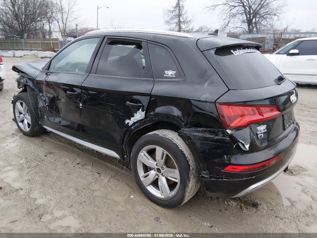 2018 AUDI Q5 WA1ANAFY2J2023840 Photo 2