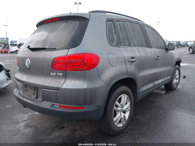 WVGAV7AX6GW597796 Volkswagen TIGUAN S