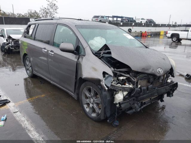 2015 TOYOTA SIENNA 5TDXK3DC1FS636687