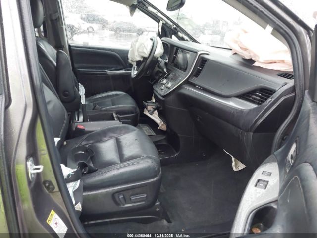 2015 TOYOTA SIENNA 5TDXK3DC1FS636687 Photo 4