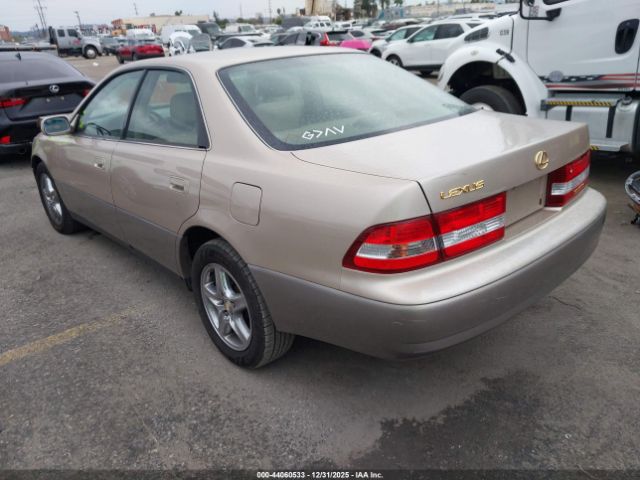 2001 LEXUS ES 300 JT8BF28G810329307 Photo 2