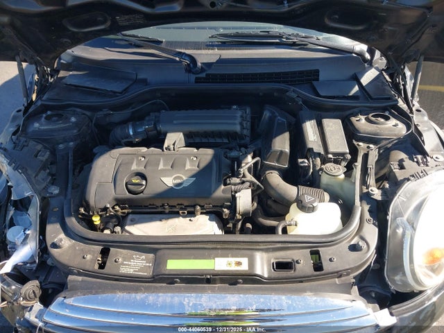 2010 MINI COOPER WMWMR3C54ATU98667 Photo 9
