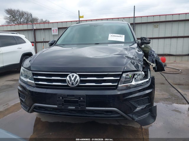 Auction sale of the 2020 Volkswagen Tiguan 2.0t Se/2.0t Se R-line Black/2.0t Sel, vin: 3VV2B7AX9LM108692, lot number: 44060602