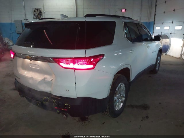 Auction sale of the 2021 Chevrolet Traverse Awd Lt Cloth, vin: 1GNEVGKW3MJ256352, lot number: 44060610