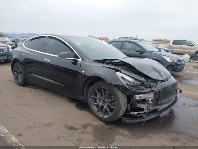 2019 TESLA MODEL 3 5YJ3E1EA6KF296894 Photo 0