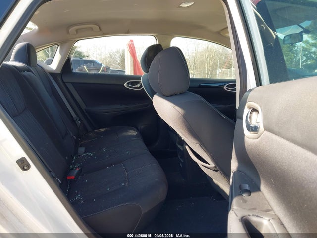3N1AB7AP0JL637836 Nissan SENTRA SV