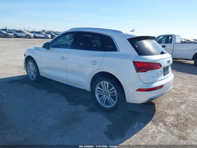 2018 AUDI Q5 WA1BNAFY9J2096370 Photo 2