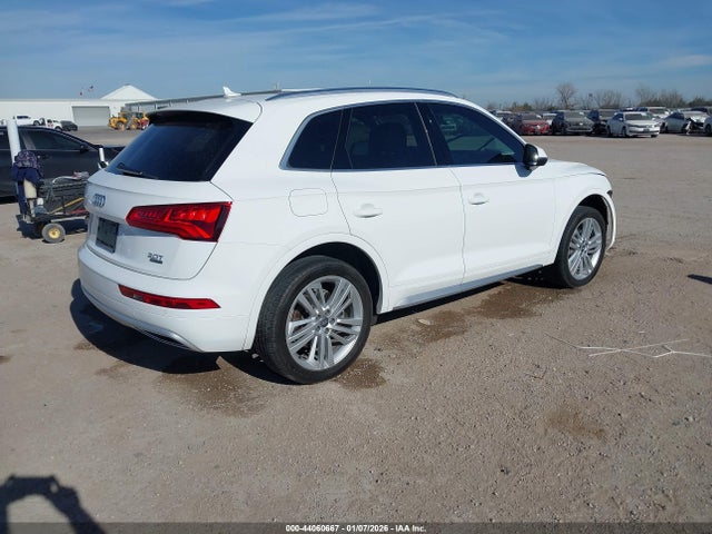 2018 AUDI Q5 WA1BNAFY9J2096370 Photo 3