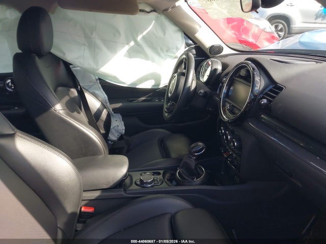 2017 MINI CLUBMAN WMWLN9C5XH2E48949 Photo 4