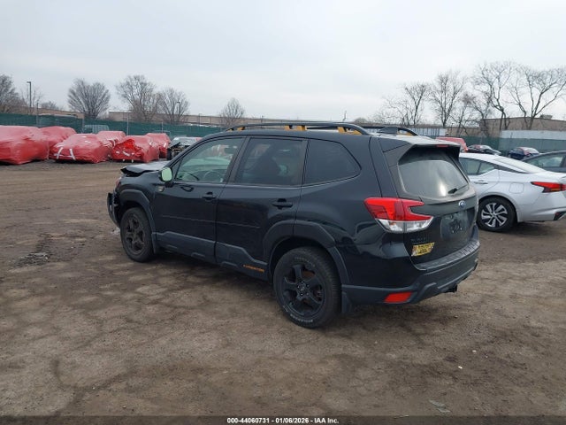 JF2SKALC1NH475634 Subaru Forester Wilderness