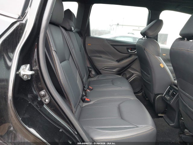 JF2SKALC1NH475634 Subaru Forester Wilderness