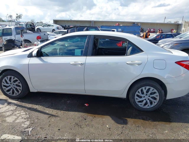 5YFBURHE3KP929898 Toyota COROLLA LE