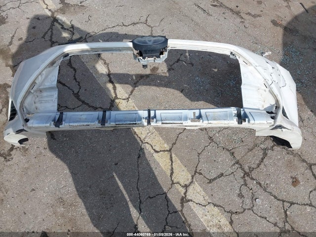 5YFBURHE3KP929898 Toyota COROLLA LE
