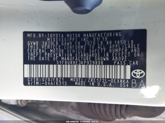 5YFBURHE3KP929898 Toyota COROLLA LE