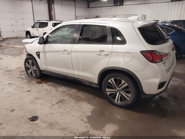 2020 MITSUBISHI OUTLANDER SPORT JA4AR3AU5LU007823 Photo 2