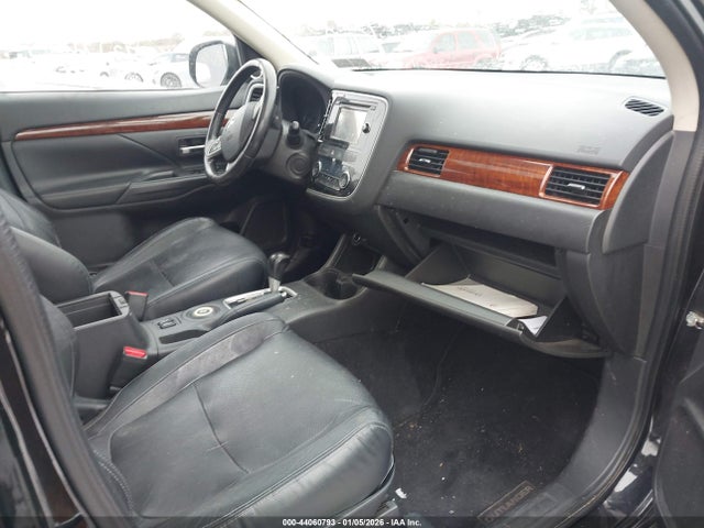 2015 MITSUBISHI OUTLANDER JA4AZ3A33FZ007379 Photo 4