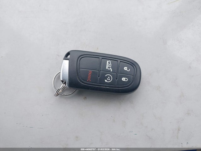 2014 Jeep Cherokee Latitude მანქანა იყიდება აუქციონზე, vin: 1C4PJMCS4EW220150, აუქციონის ნომერი: 44060797