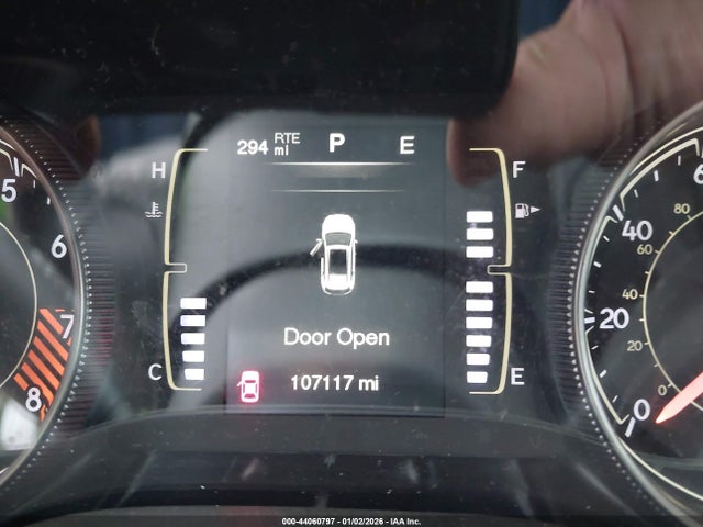 2014 Jeep Cherokee Latitude მანქანა იყიდება აუქციონზე, vin: 1C4PJMCS4EW220150, აუქციონის ნომერი: 44060797