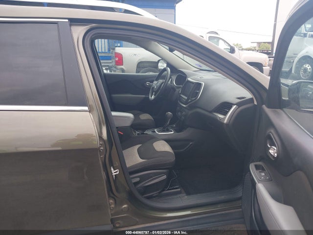 2014 Jeep Cherokee Latitude მანქანა იყიდება აუქციონზე, vin: 1C4PJMCS4EW220150, აუქციონის ნომერი: 44060797
