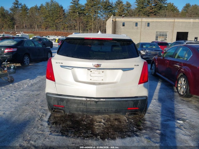 1GYKNBRS0HZ234067 Cadillac XT5 LUXURY