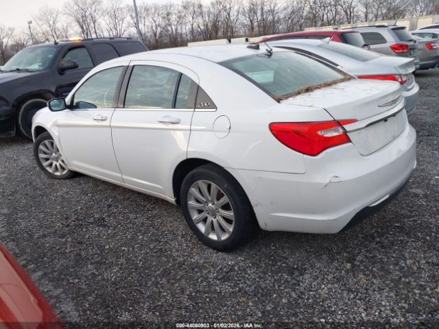 2014 CHRYSLER 200 1C3CCBBB8EN191342 Photo 2