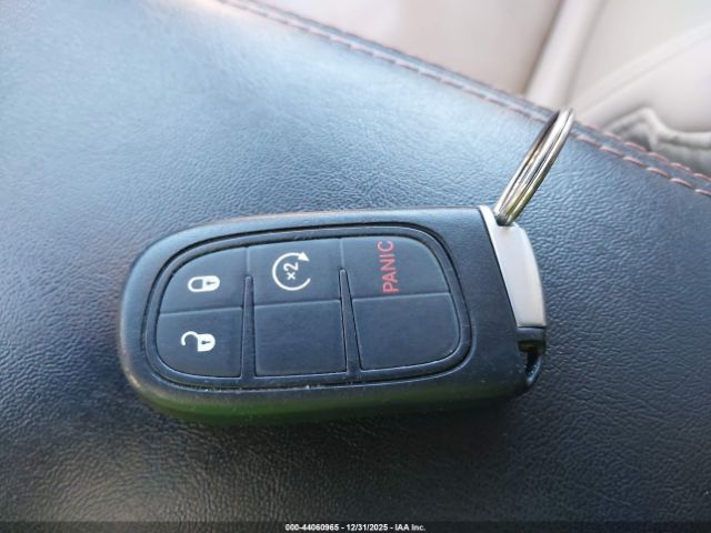 2017 JEEP CHEROKEE 1C4PJLDB5HW578953 Photo 10