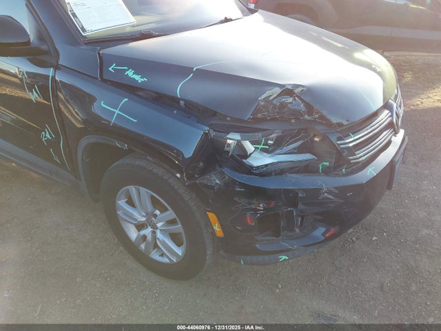 2017 VOLKSWAGEN TIGUAN WVGAV7AX4HK025750 Photo 5