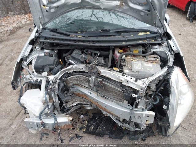 2013 TOYOTA PRIUS C JTDKDTB32D1549754 Photo 9