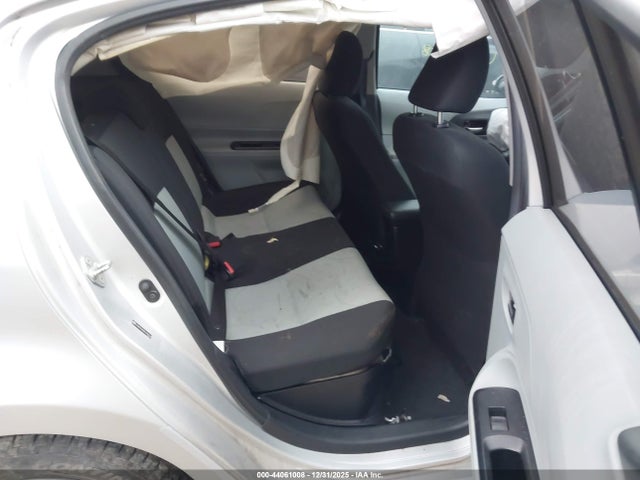 2013 TOYOTA PRIUS C JTDKDTB32D1549754 Photo 7