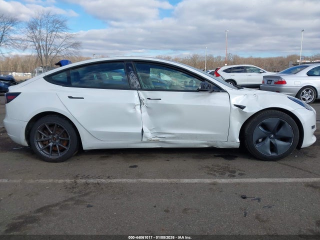 5YJ3E1EA1MF016639 Tesla Model 3 Standard Range Plus Rear-wheel Drive